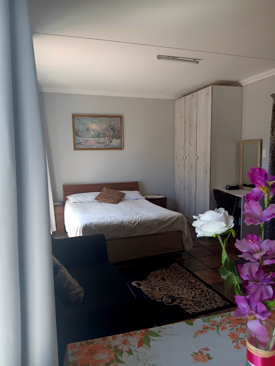 To Let 1 Bedroom Property for Rent in Dana Bay Western Cape